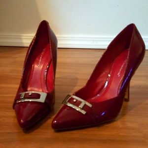 BCBGeneration Red Pumps